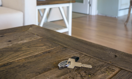 Keys on table