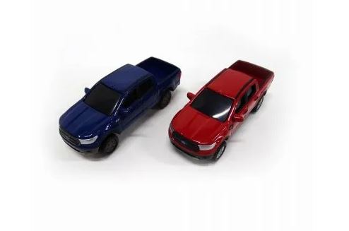 Tomy ERTL 2019 Ford Ranger XLT 4-Door Pickup, 1:64 Scale (47168-Set)